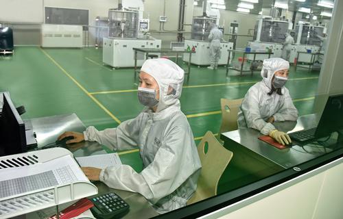 萬州首個半導體芯片企業試生產 半導體設備領域的破局與挑戰